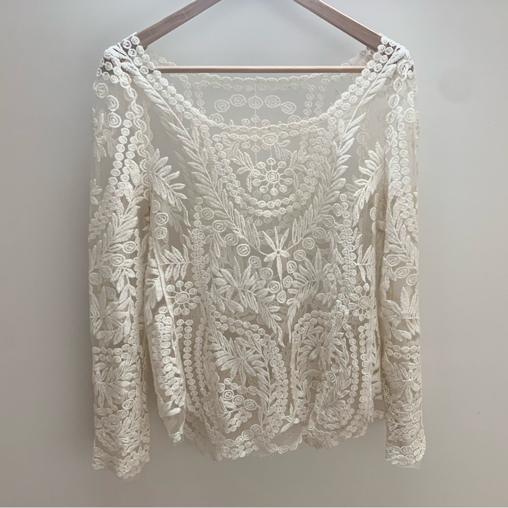 Vintage bell sleeve lace top